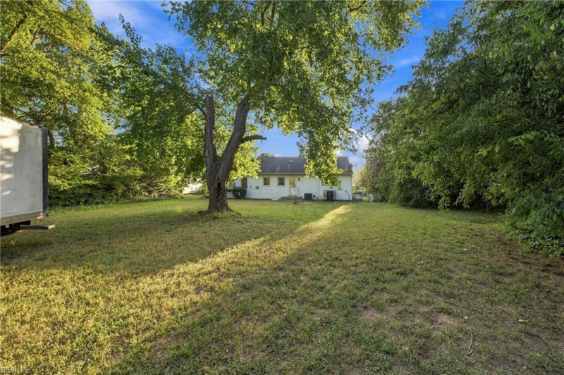 Photo 33 of 34 residential for sale in Isle of Wight County virginia