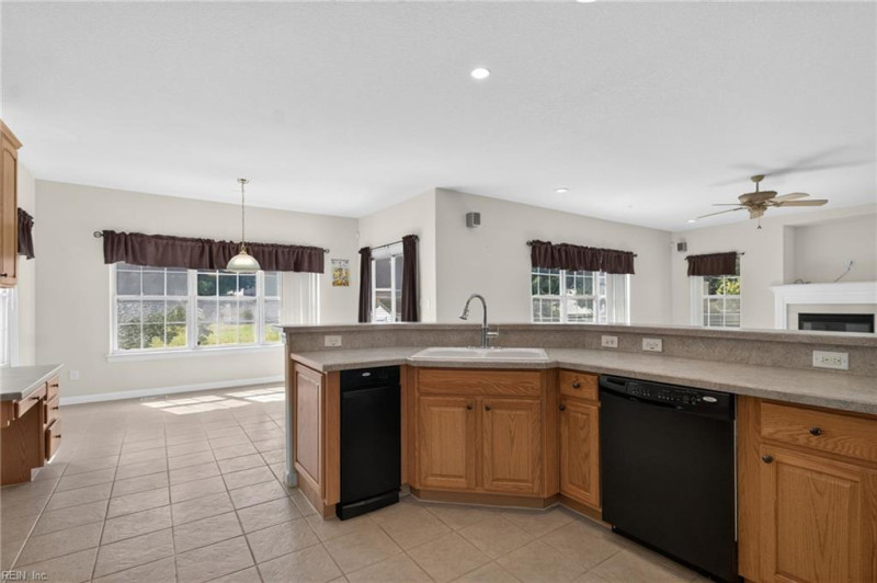 Photo 18 of 50 residential for sale in Chesapeake virginia Photo 18 of 50 residential for sale in Chesapeake virginia