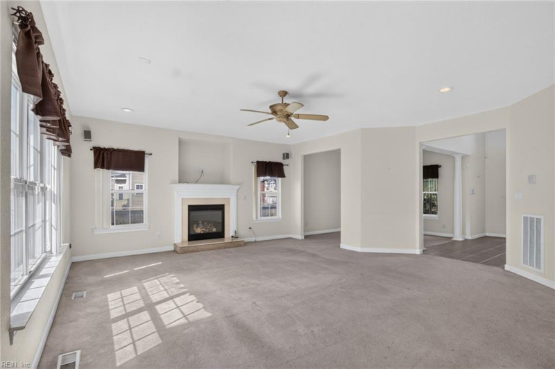 Photo 8 of 50 residential for sale in Chesapeake virginia Photo 8 of 50 residential for sale in Chesapeake virginia