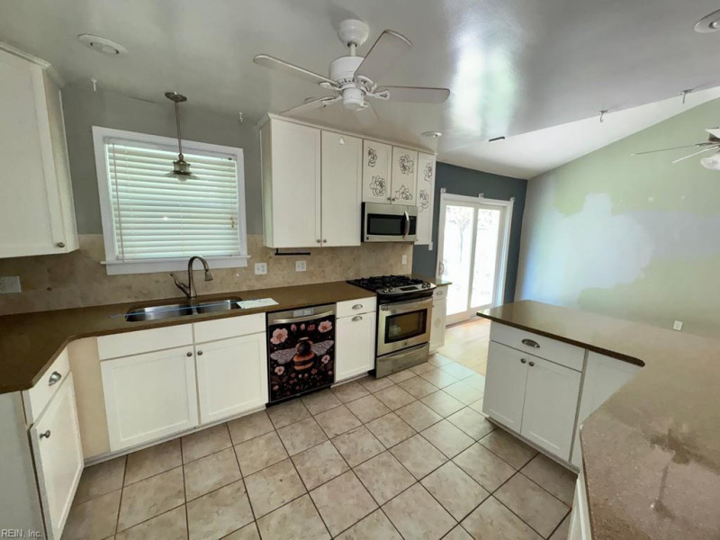 Photo 6 of 15 residential for sale in Norfolk virginia Photo 6 of 15 residential for sale in Norfolk virginia
