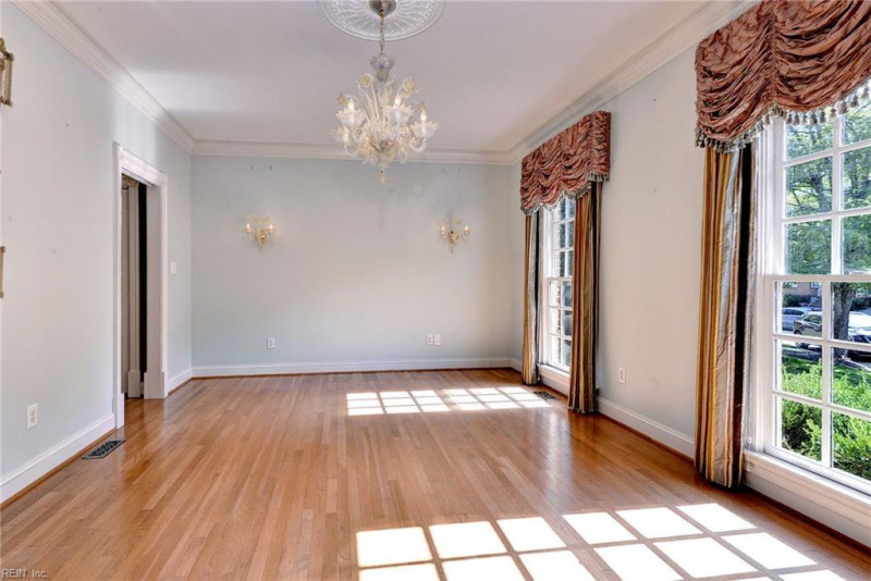Photo 22 of 50 residential for sale in Williamsburg virginia