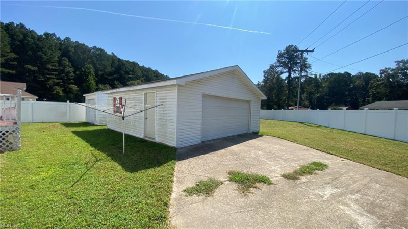 Photo 13 of 14 residential for sale in Southampton County virginia