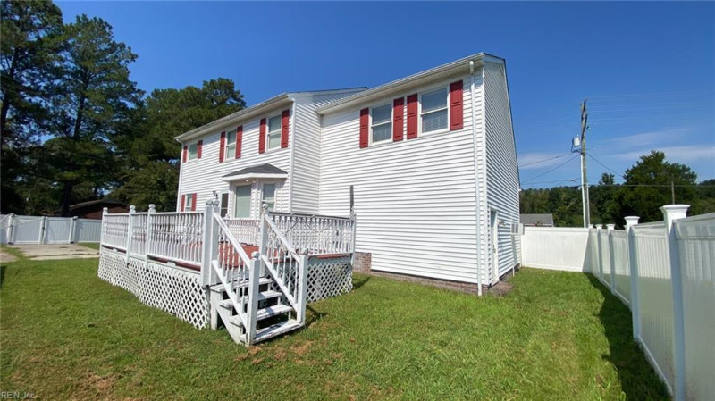 Photo 2 of 14 residential for sale in Southampton County virginia