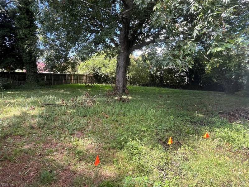 Photo 8 of 12 residential for sale in Newport News virginia
