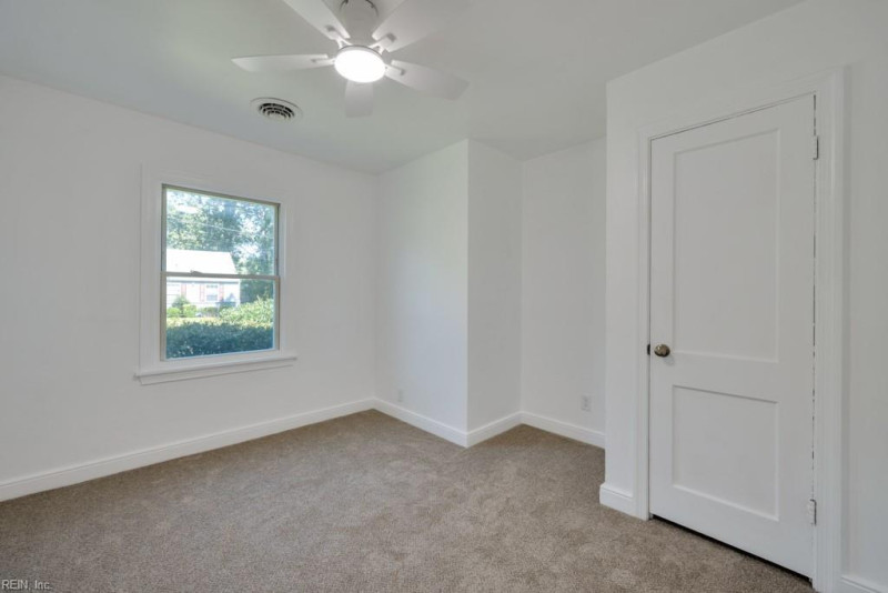 Photo 18 of 25 residential for sale in Norfolk virginia Photo 18 of 25 residential for sale in Norfolk virginia