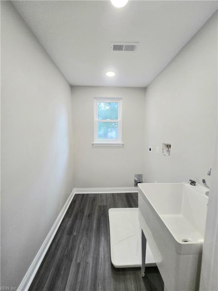 Photo 33 of 37 residential for sale in Chesapeake virginia Photo 33 of 37 residential for sale in Chesapeake virginia