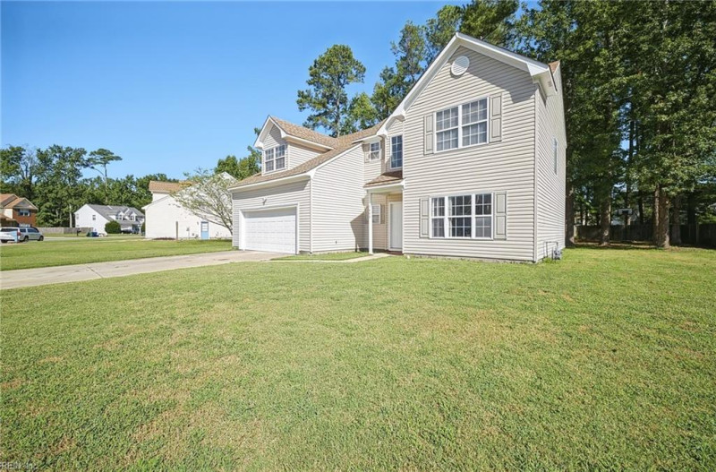 Photo 4 of 37 residential for sale in Suffolk virginia Photo 4 of 37 residential for sale in Suffolk virginia