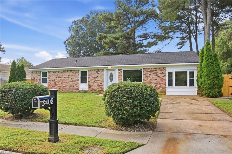 Photo 2 of 26 residential for sale in Chesapeake virginia