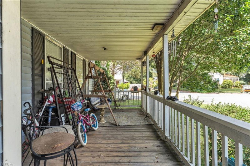 Photo 2 of 29 residential for sale in Chesapeake virginia