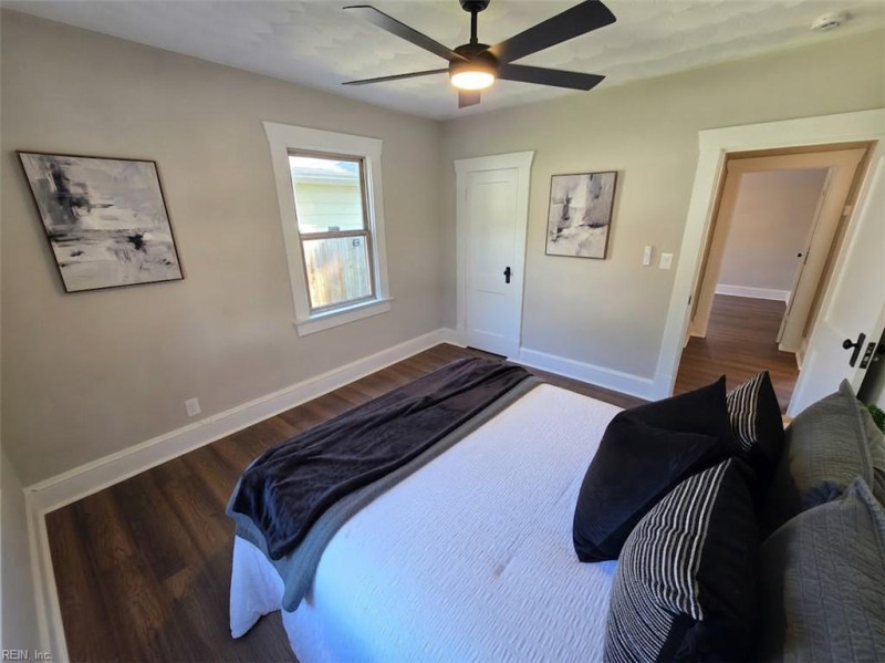 Photo 11 of 20 residential for sale in Norfolk virginia