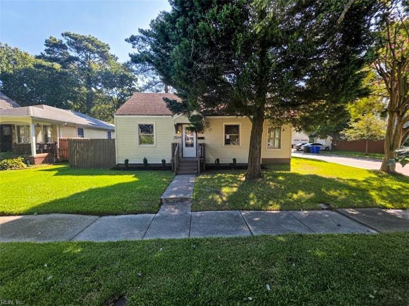 Photo 16 of 20 residential for sale in Norfolk virginia