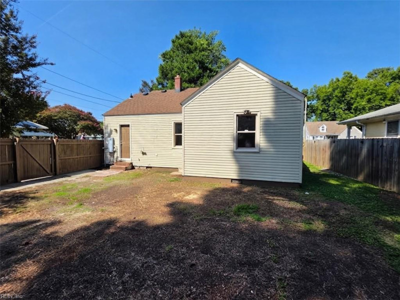 Photo 18 of 20 residential for sale in Norfolk virginia