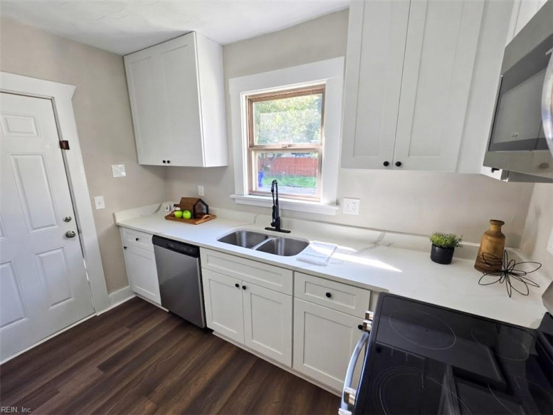 Photo 8 of 20 residential for sale in Norfolk virginia