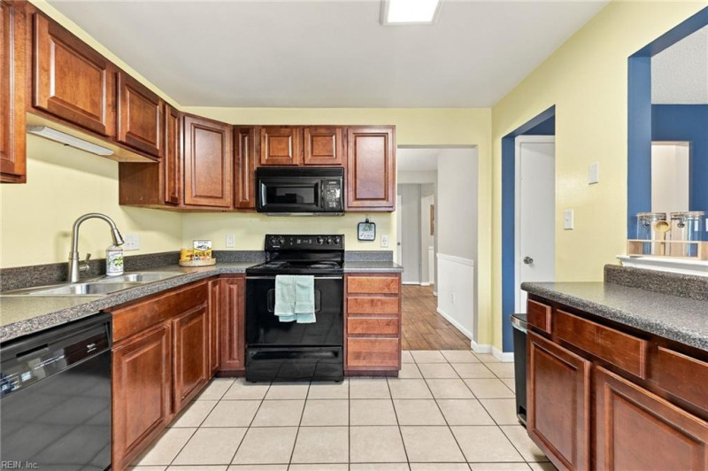 Photo 19 of 50 residential for sale in Virginia Beach virginia Photo 19 of 50 residential for sale in Virginia Beach virginia