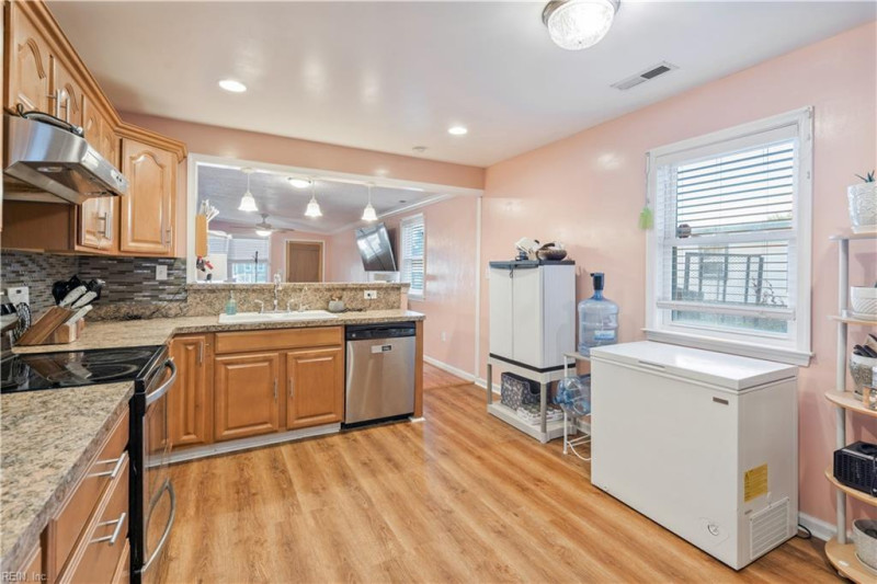 Photo 10 of 45 residential for sale in Chesapeake virginia Photo 10 of 45 residential for sale in Chesapeake virginia