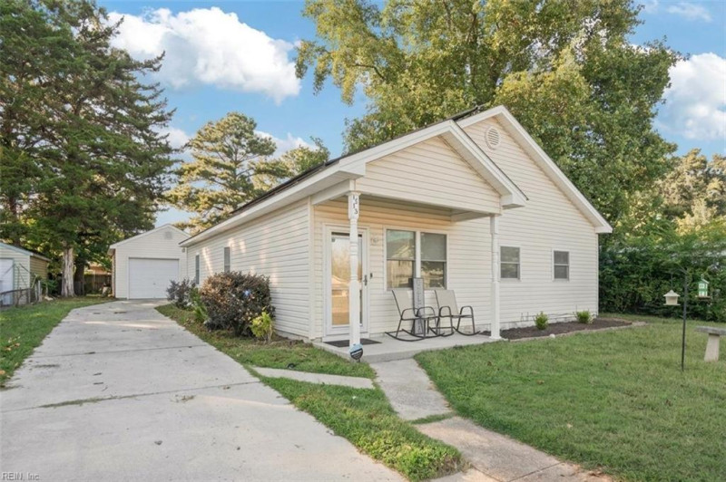 Photo 2 of 45 residential for sale in Chesapeake virginia Photo 2 of 45 residential for sale in Chesapeake virginia