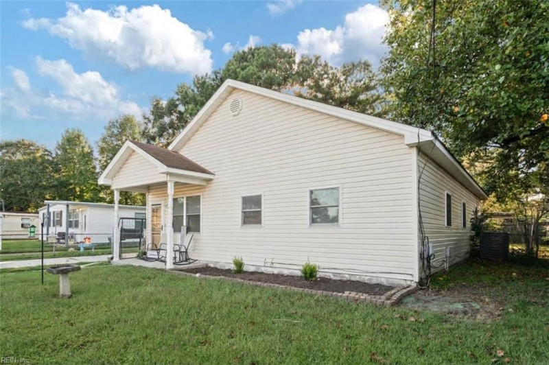 Photo 41 of 45 residential for sale in Chesapeake virginia Photo 41 of 45 residential for sale in Chesapeake virginia
