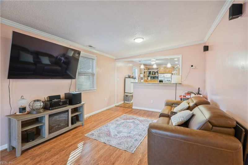 Photo 5 of 45 residential for sale in Chesapeake virginia Photo 5 of 45 residential for sale in Chesapeake virginia