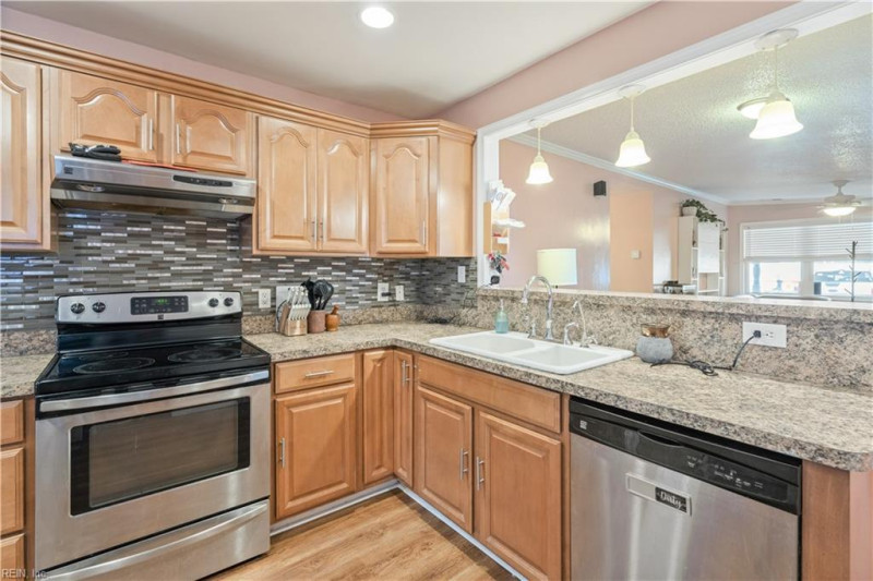 Photo 7 of 45 residential for sale in Chesapeake virginia Photo 7 of 45 residential for sale in Chesapeake virginia