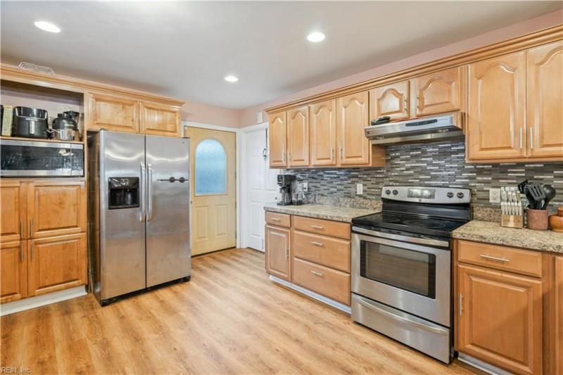 Photo 8 of 45 residential for sale in Chesapeake virginia Photo 8 of 45 residential for sale in Chesapeake virginia