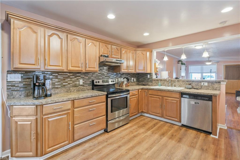 Photo 9 of 45 residential for sale in Chesapeake virginia Photo 9 of 45 residential for sale in Chesapeake virginia
