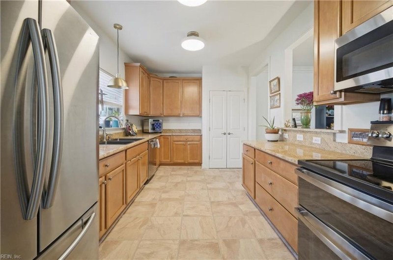 Photo 8 of 34 residential for sale in Norfolk virginia Photo 8 of 34 residential for sale in Norfolk virginia