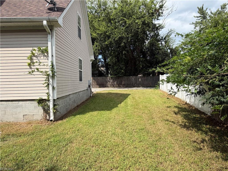 Photo 25 of 27 residential for sale in Norfolk virginia Photo 25 of 27 residential for sale in Norfolk virginia