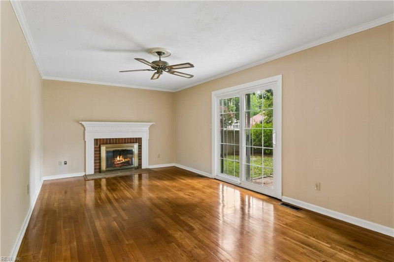 Photo 18 of 39 residential for sale in Newport News virginia
