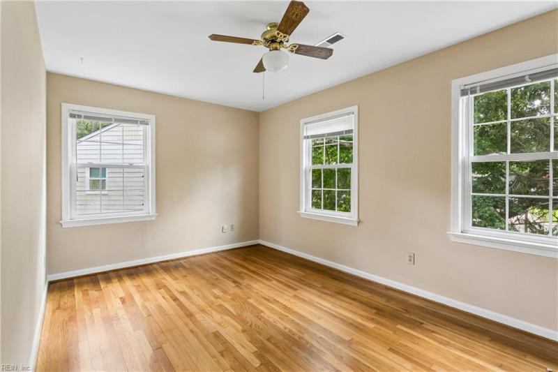 Photo 28 of 39 residential for sale in Newport News virginia