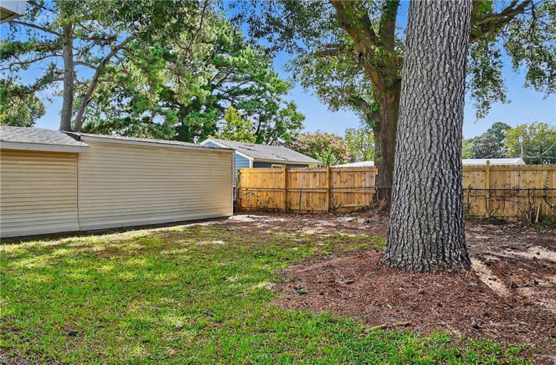 Photo 38 of 40 residential for sale in Chesapeake virginia Photo 38 of 40 residential for sale in Chesapeake virginia
