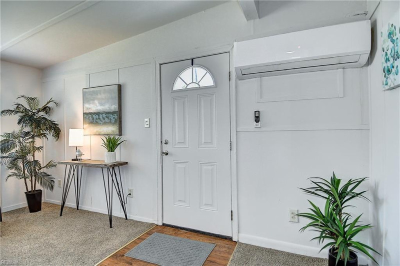 Photo 5 of 40 residential for sale in Chesapeake virginia Photo 5 of 40 residential for sale in Chesapeake virginia