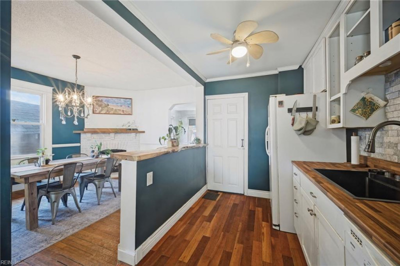 Photo 15 of 45 residential for sale in Norfolk virginia