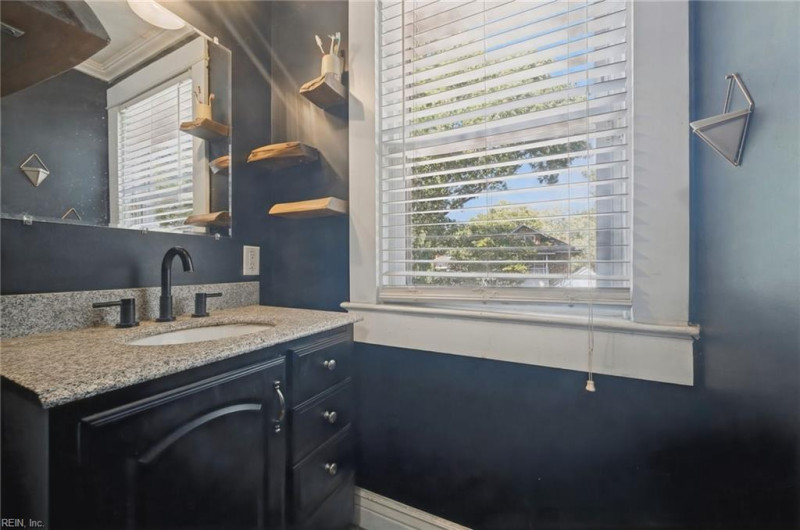Photo 19 of 45 residential for sale in Norfolk virginia