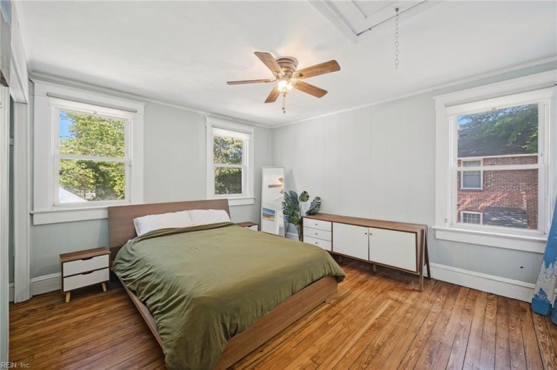 Photo 22 of 45 residential for sale in Norfolk virginia