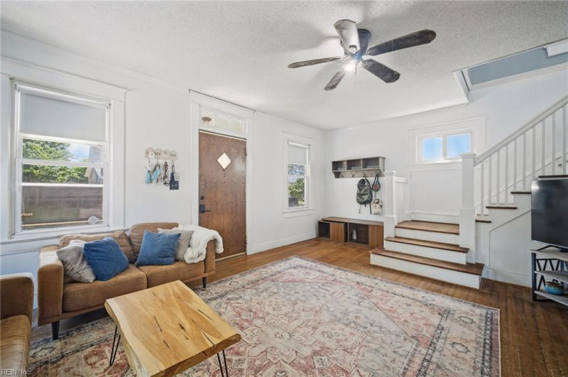 Photo 5 of 45 residential for sale in Norfolk virginia