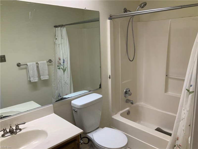 Photo 28 of 48 residential for sale in Virginia Beach virginia