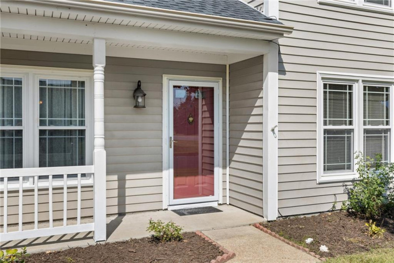 Photo 3 of 48 residential for sale in Virginia Beach virginia