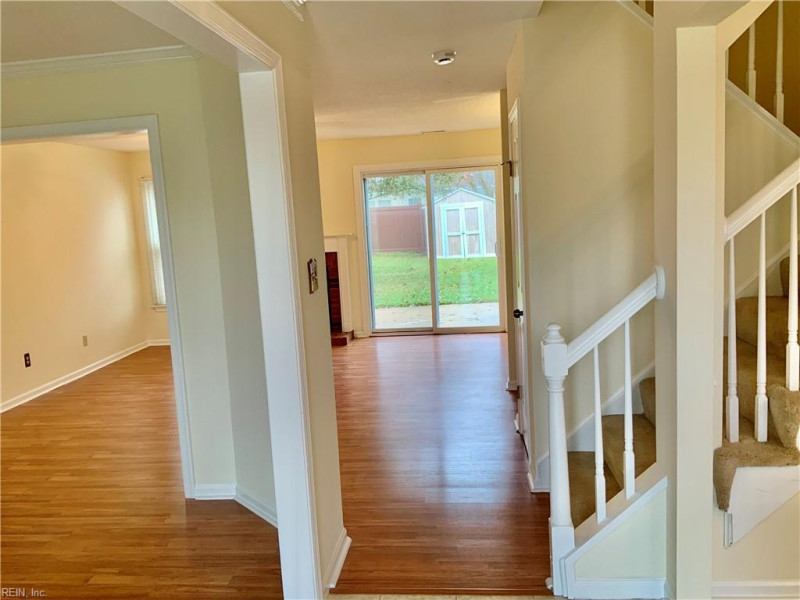 Photo 4 of 48 residential for sale in Virginia Beach virginia