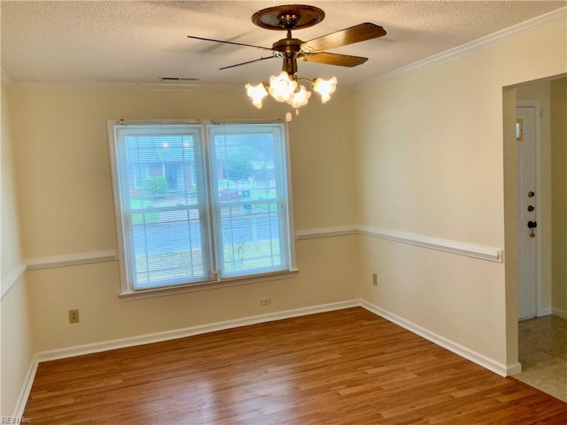 Photo 9 of 48 residential for sale in Virginia Beach virginia