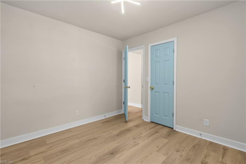 Photo 26 of 32 residential for sale in Norfolk virginia