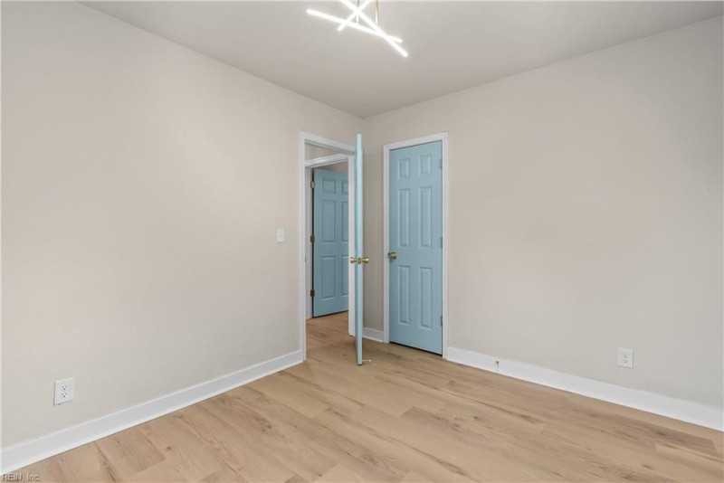 Photo 29 of 32 residential for sale in Norfolk virginia