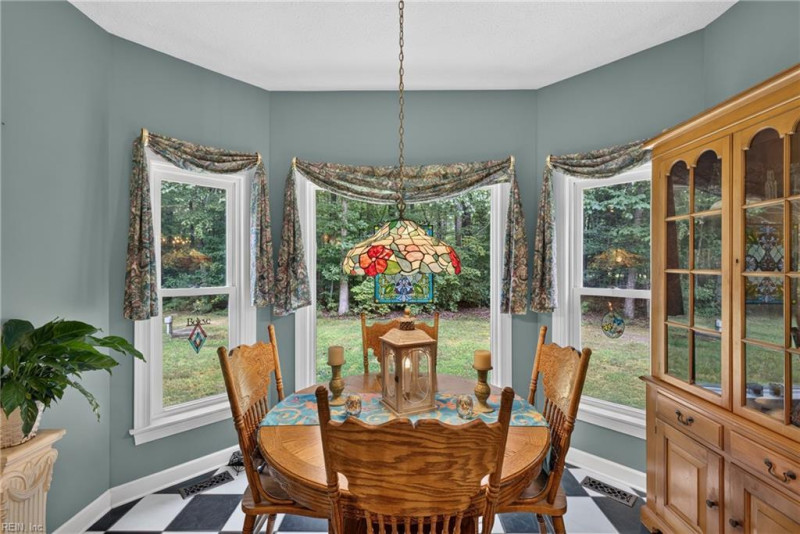 Photo 19 of 50 residential for sale in Gloucester County virginia