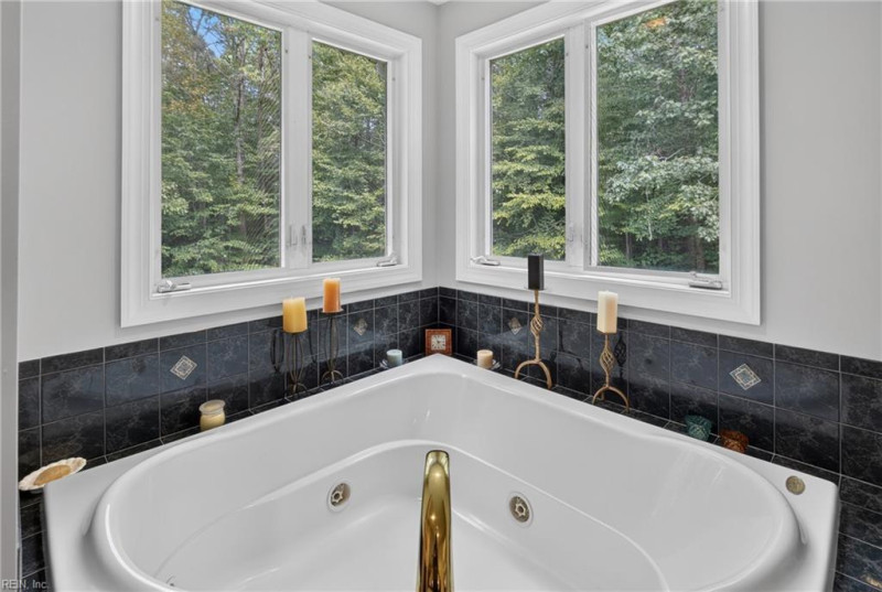 Photo 27 of 50 residential for sale in Gloucester County virginia