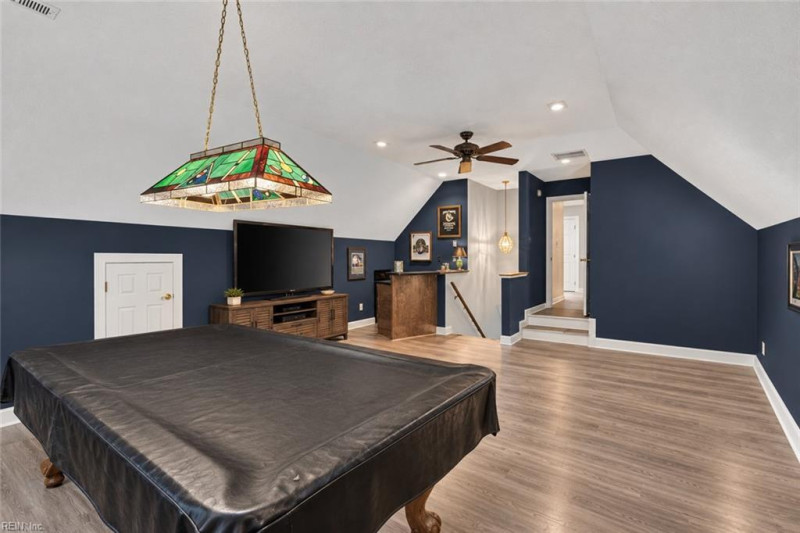 Photo 37 of 50 residential for sale in Gloucester County virginia