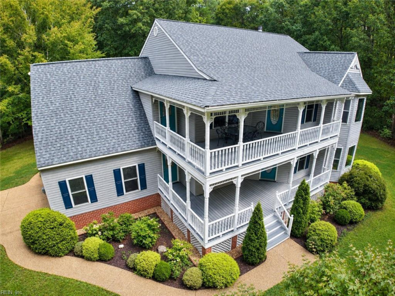 Photo 4 of 50 residential for sale in Gloucester County virginia