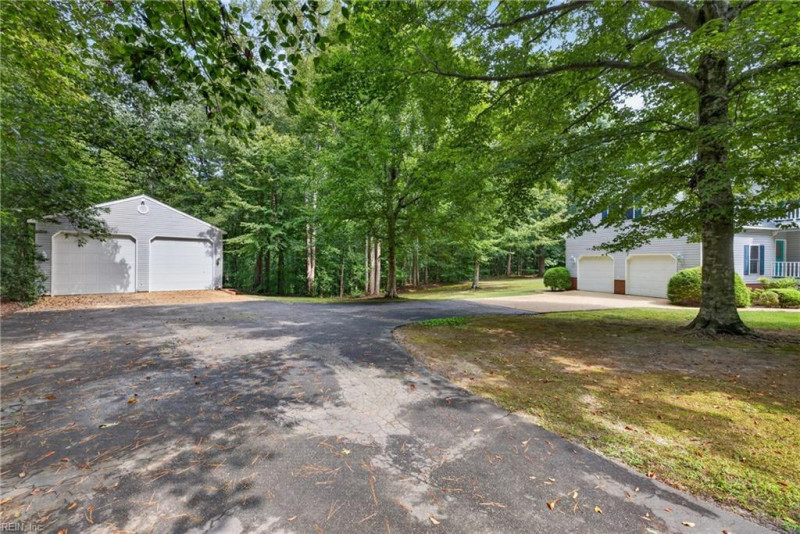 Photo 47 of 50 residential for sale in Gloucester County virginia