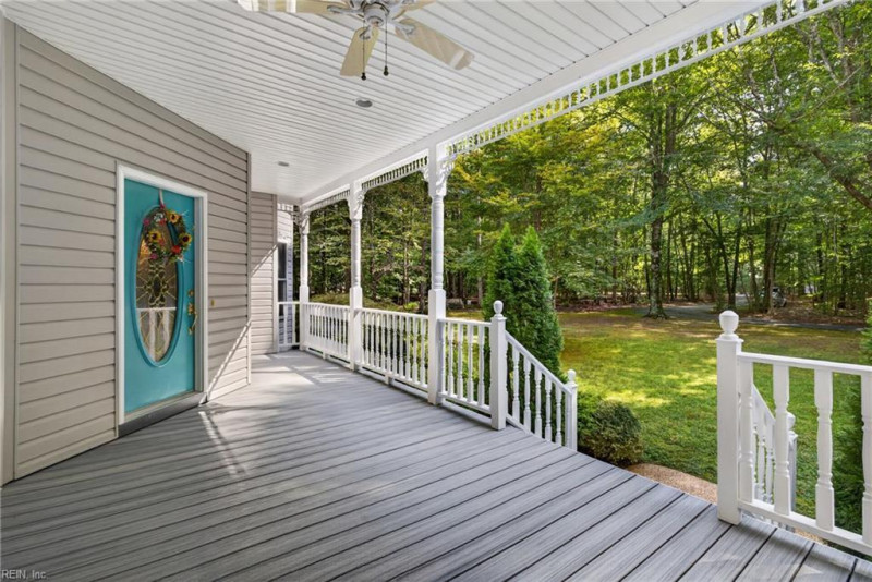 Photo 8 of 50 residential for sale in Gloucester County virginia