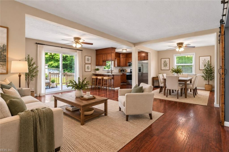 Photo 3 of 40 residential for sale in Gloucester County virginia
