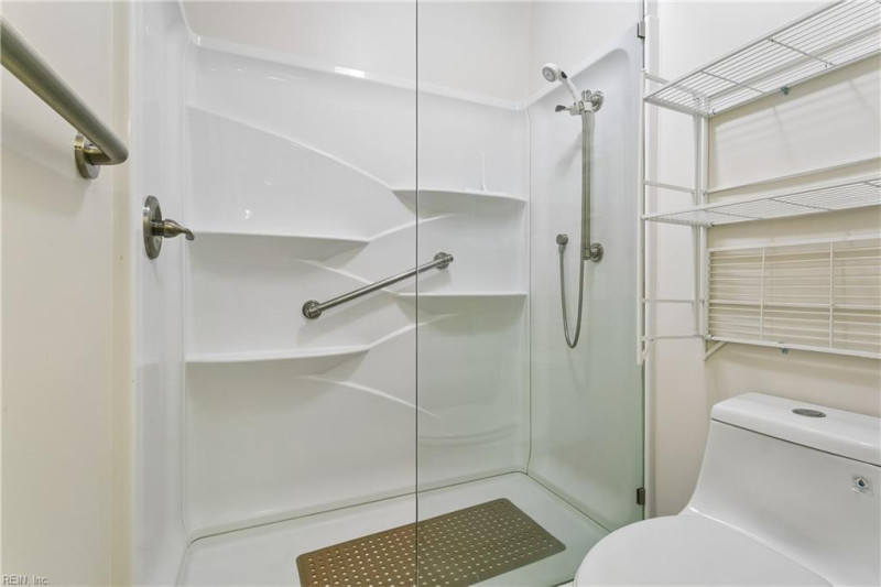 Photo 26 of 37 residential for sale in Hampton virginia