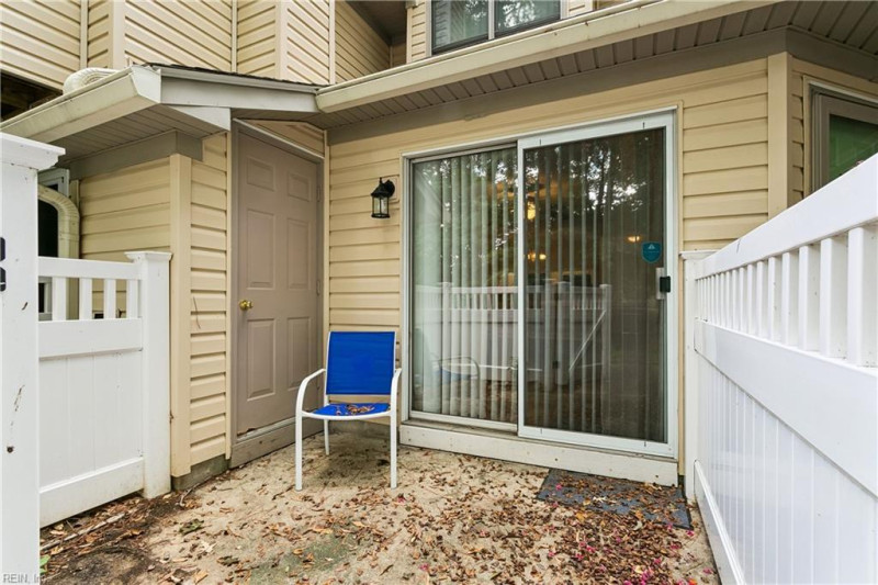 Photo 28 of 37 residential for sale in Hampton virginia